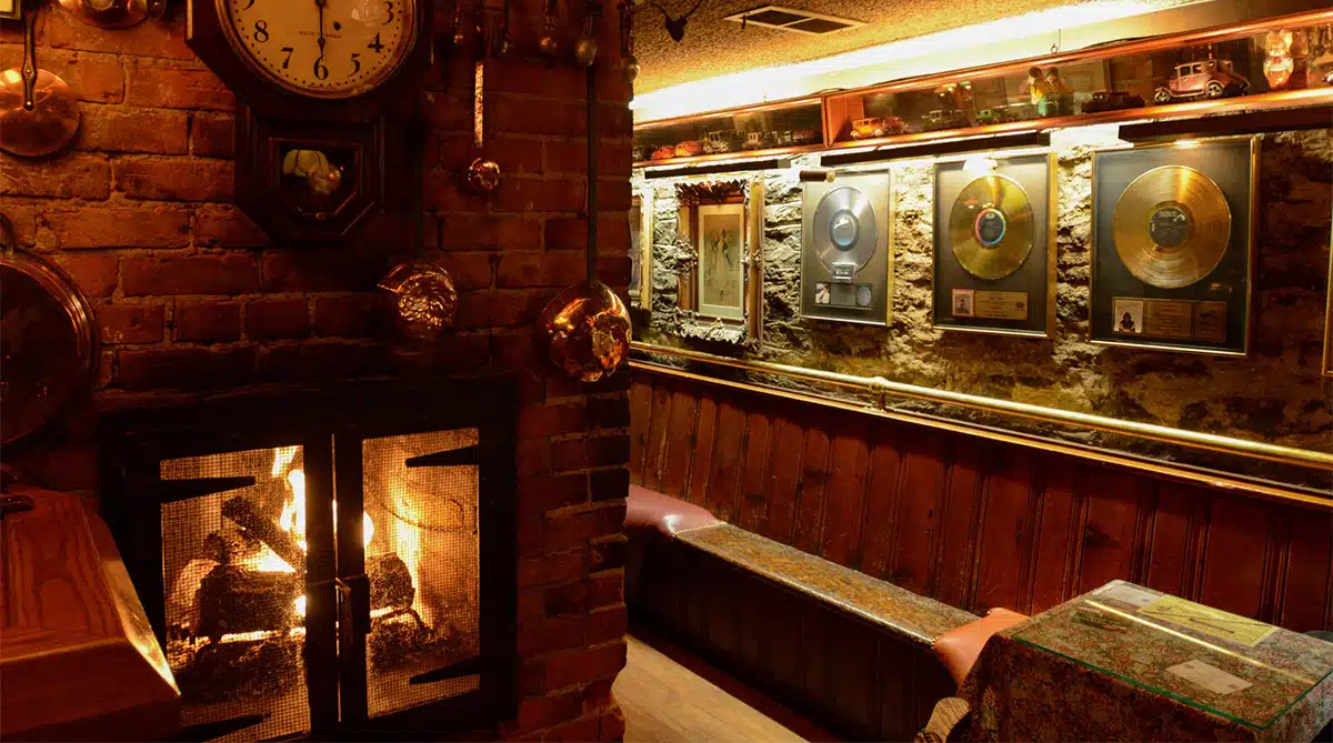 Bar photo 1